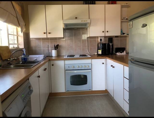 2 BEDROOM APARTMENT TO LET IN MORELETA PARK